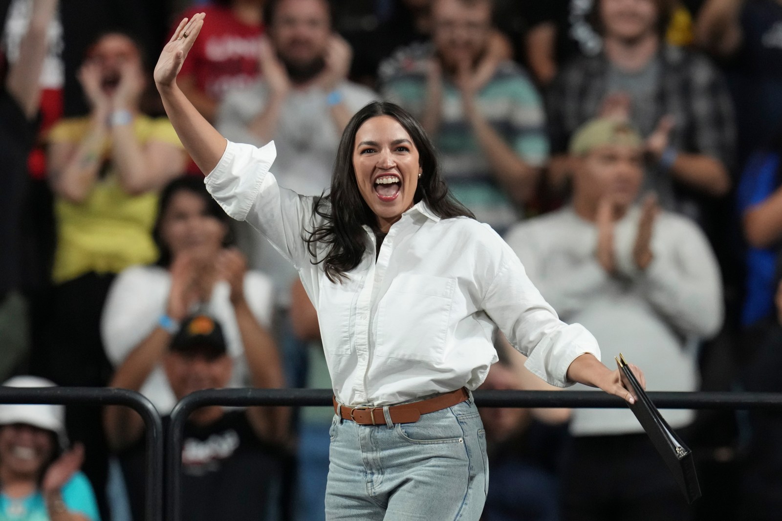 Early Polling Highlights Potential 2028 Matchup Between Ocasio-Cortez and Vance