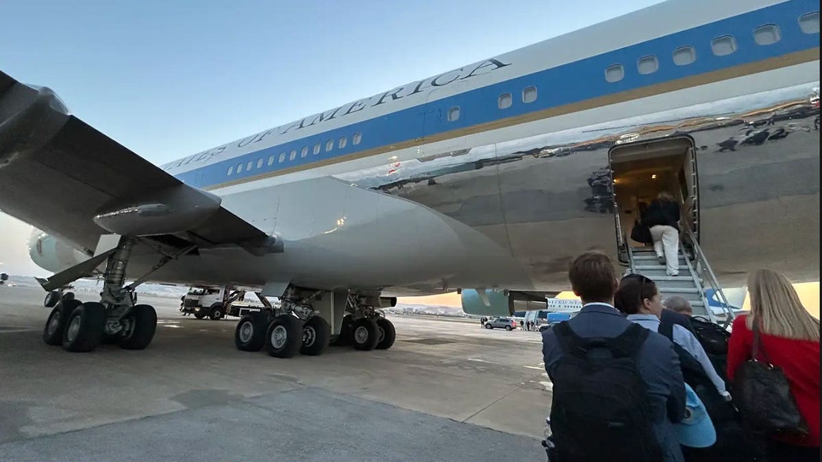 President Trump’s Decoy Air Force One Flight Protected by Fighter Jets