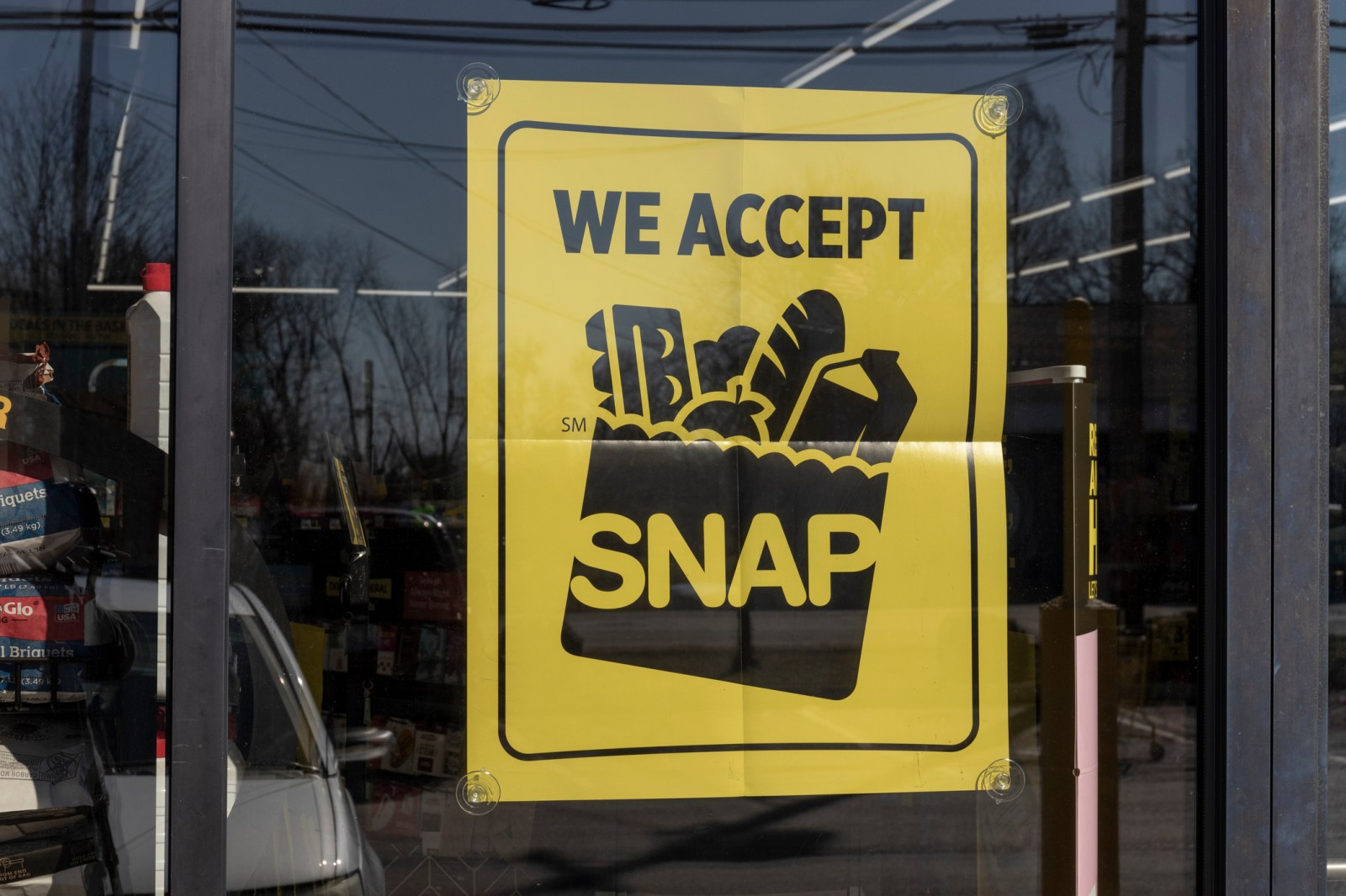 Distribution and Updates on SNAP Benefits