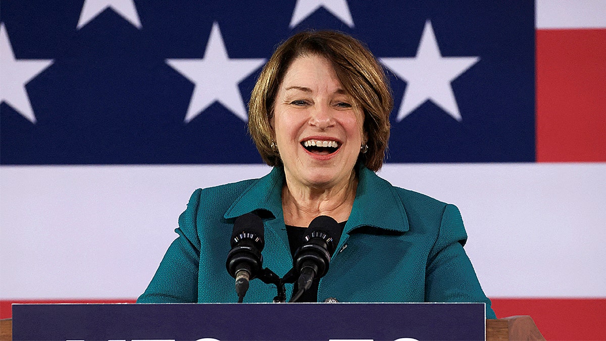 Amy Klobuchar Secures Democratic Nomination for Minnesota Governor