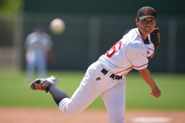 Inaugural Game of Women’s Professional Baseball League Marks Historic Moment