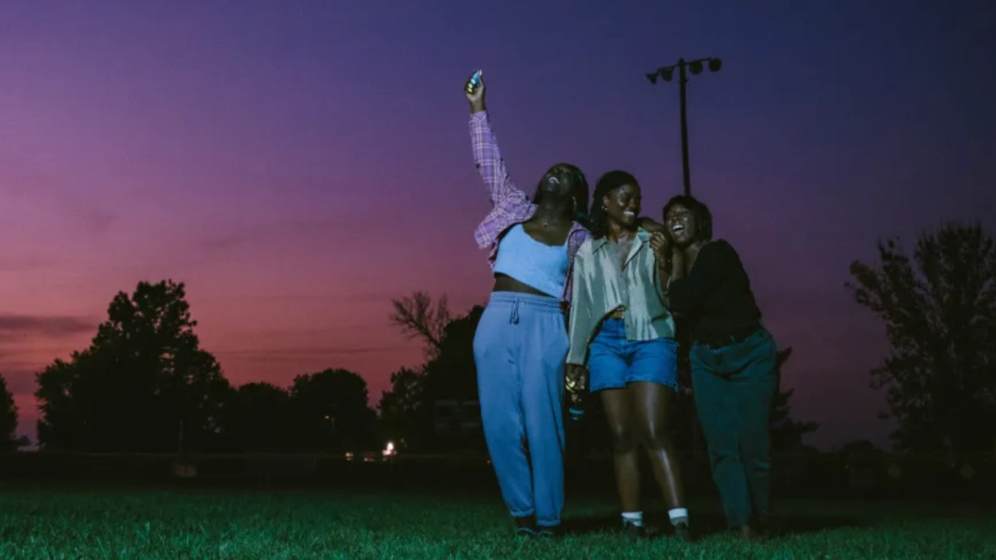 Exploring Friendship and Freedom in ‘Dreams in Nightmares’