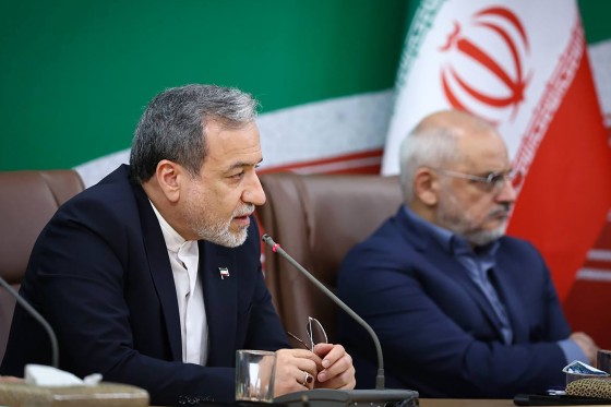 Iranian Parliament Passes Bill to Restrict Media Communication