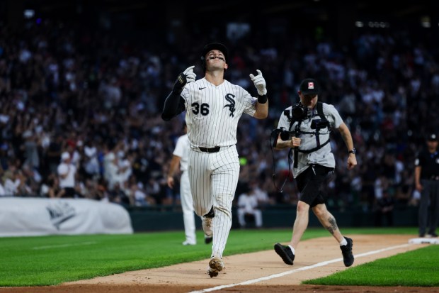 Chicago White Sox Triumph Over Cincinnati Reds with 5-0 Victory