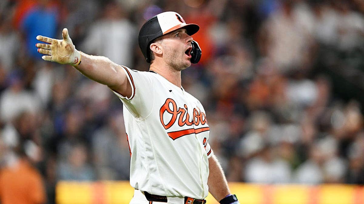 Controversial Call in Orioles-Yankees Game Sparks Debate