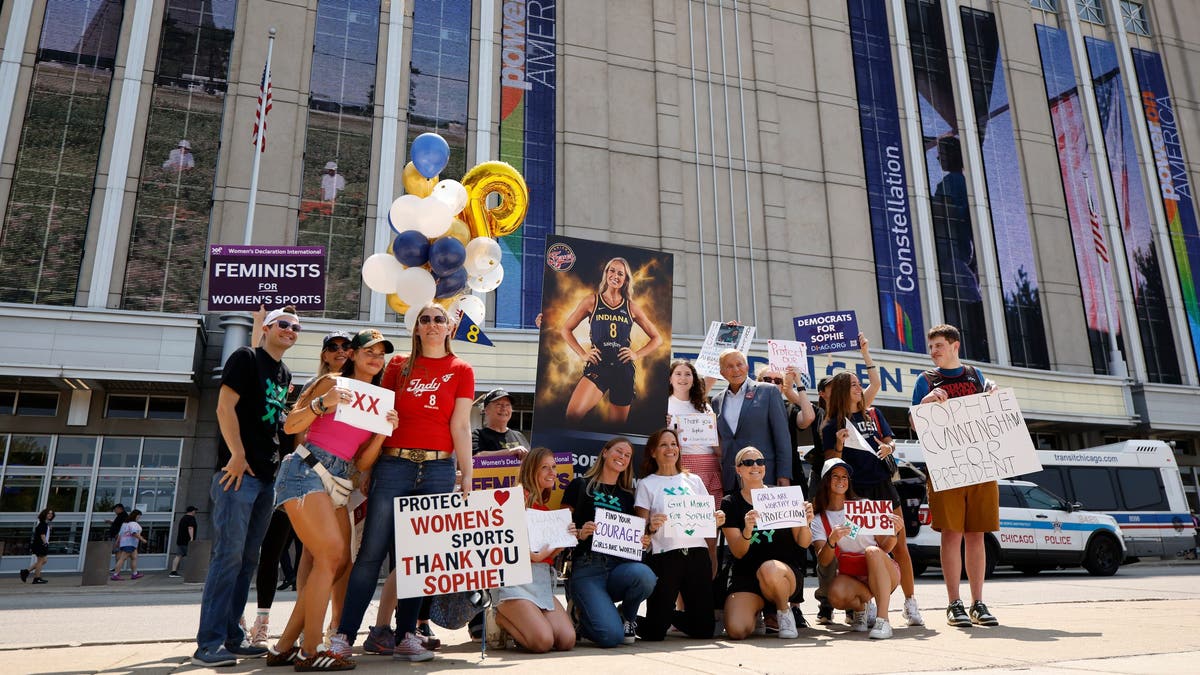 Sophie Cunningham and Supporters Rally for Women’s Sports