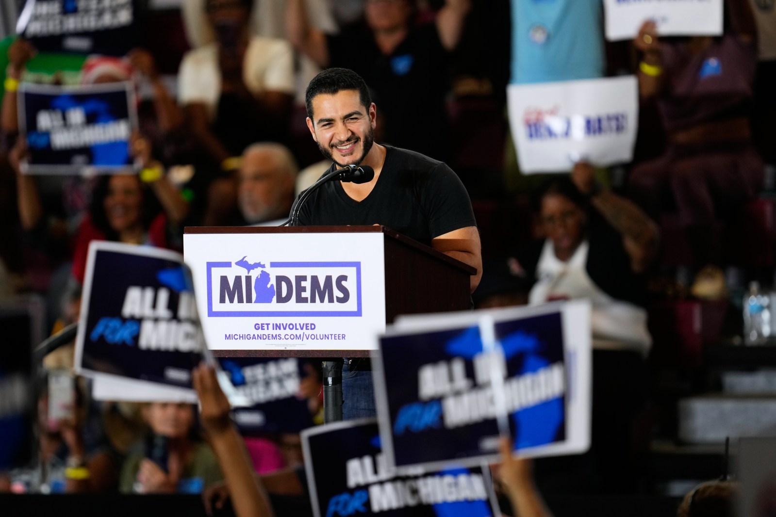 Michigan’s Senate and Governor Races Heat Up Ahead of Elections