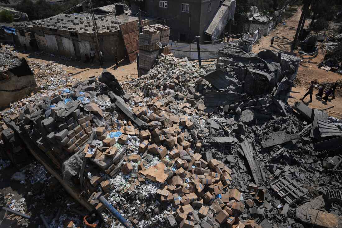 U.N. Official Criticizes Israeli Strikes, Urges Support for Trump’s Gaza Ceasefire Plan