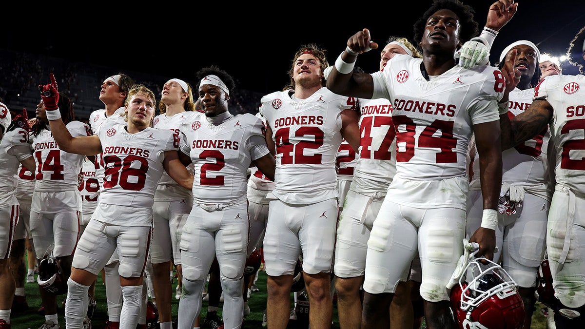 Senate Panel to Address College Sports NIL Amid Rivalry Changes