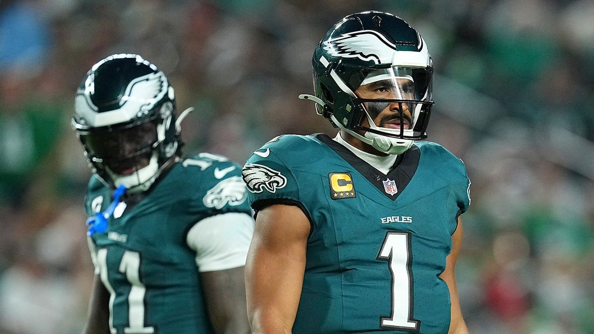 A.J. Brown’s Transition from Eagles to Patriots
