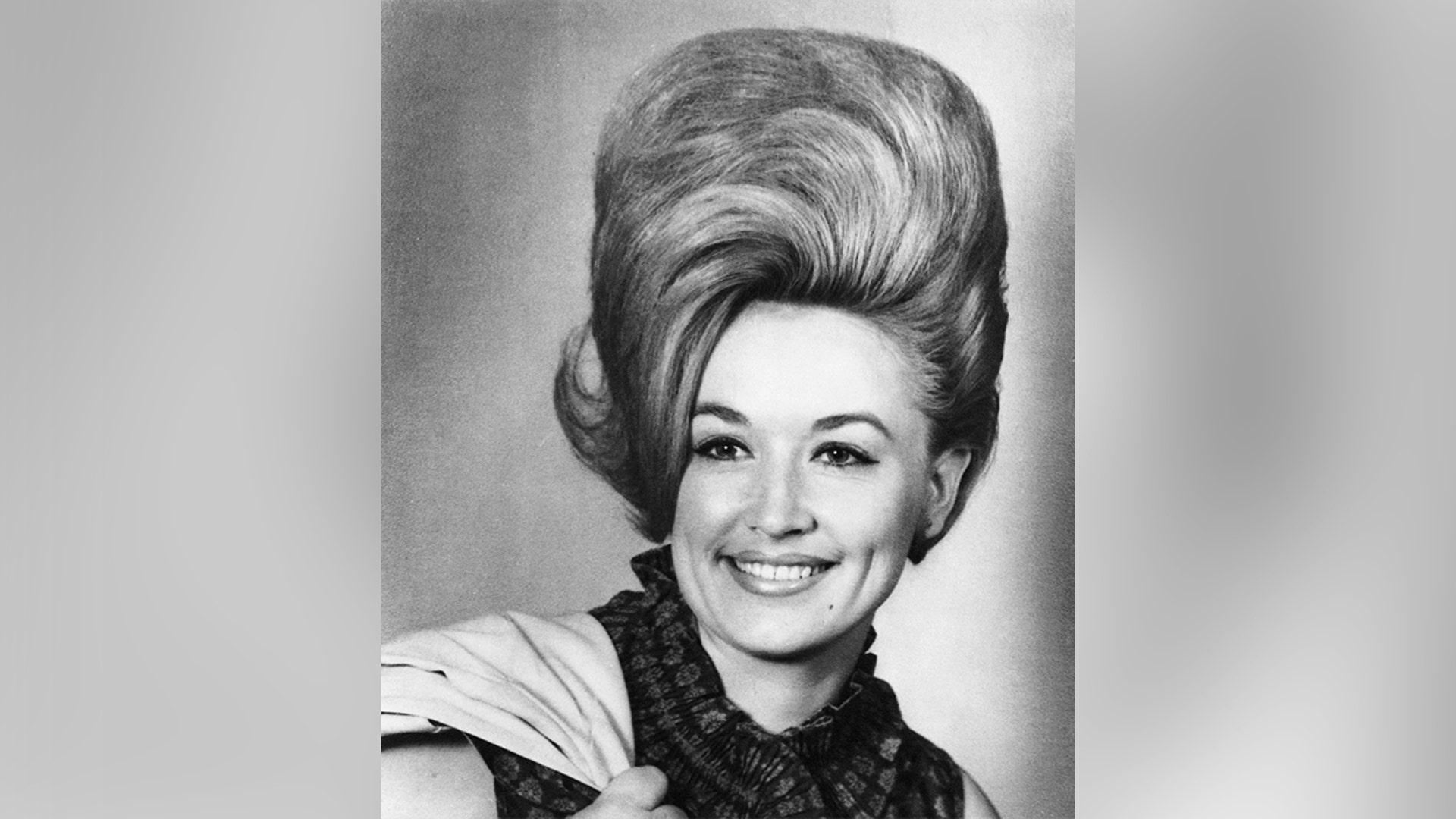 Dolly Parton’s Remarkable Journey in Entertainment and Philanthropy