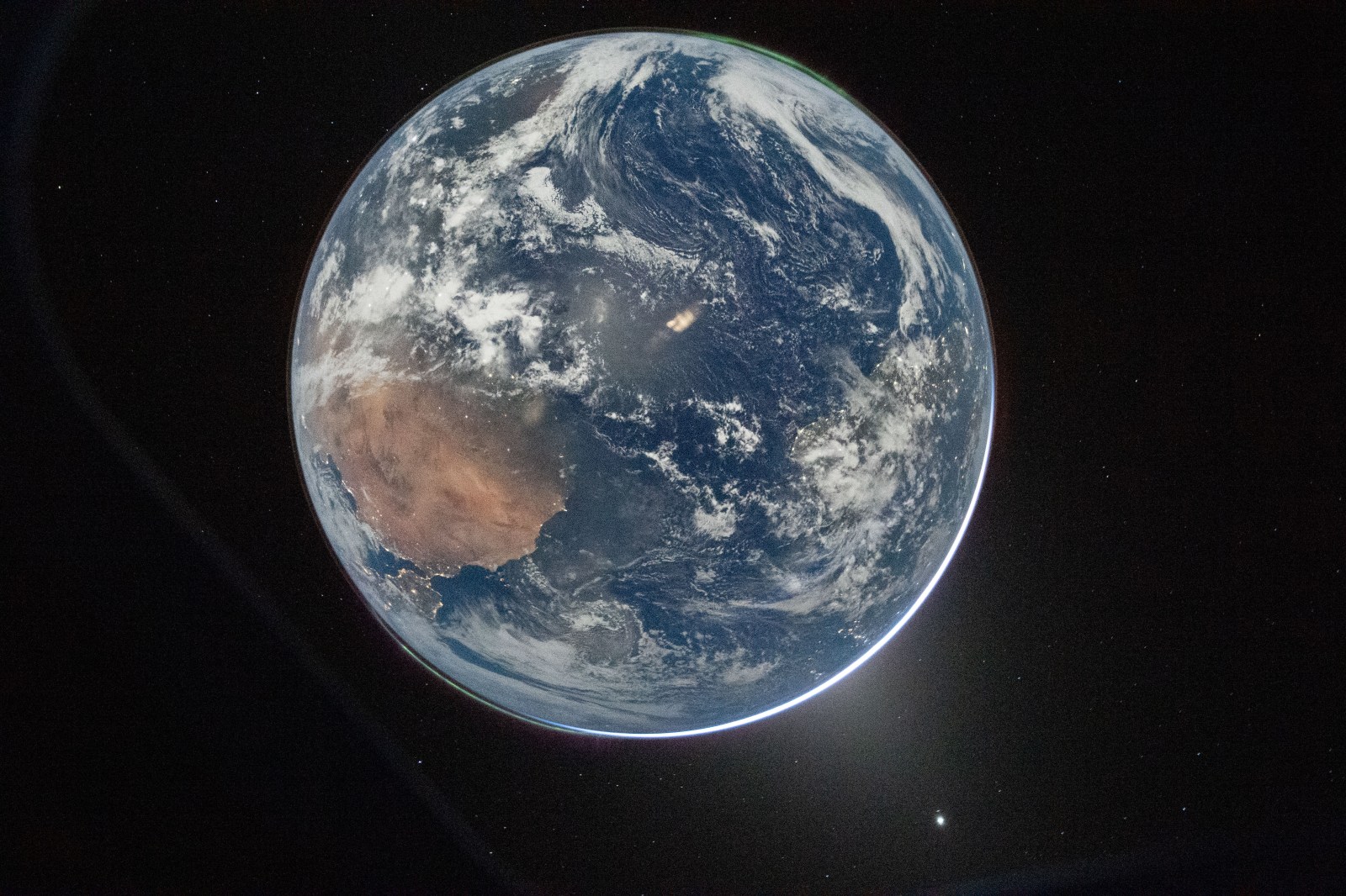 NASA Debunks Gravity Loss Hoax and Clarifies Solar Eclipse Impact