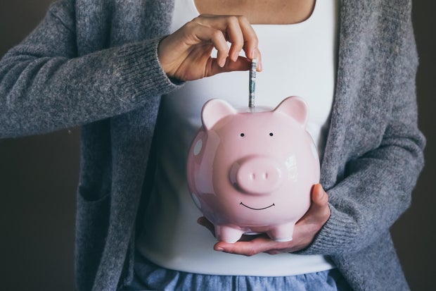 Maximizing Returns with Money Market and High-Yield Savings Accounts
