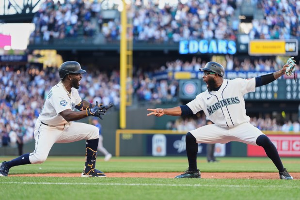 Cubs Streak Ends as Mariners Secure Dramatic Victory