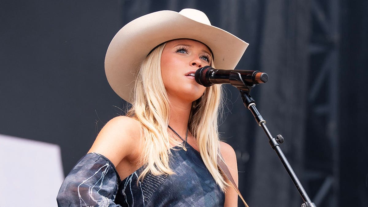 Ella Langley and The Castellows Tease New Music