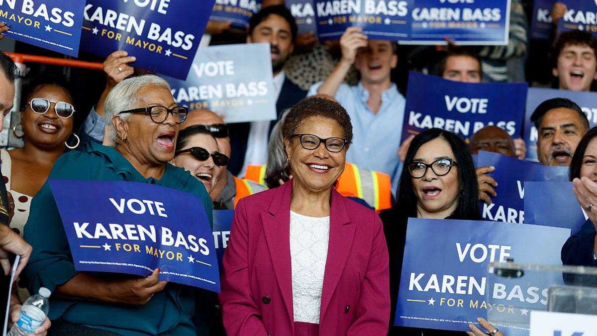 Concerns Raised Over Los Angeles Campaign Financing