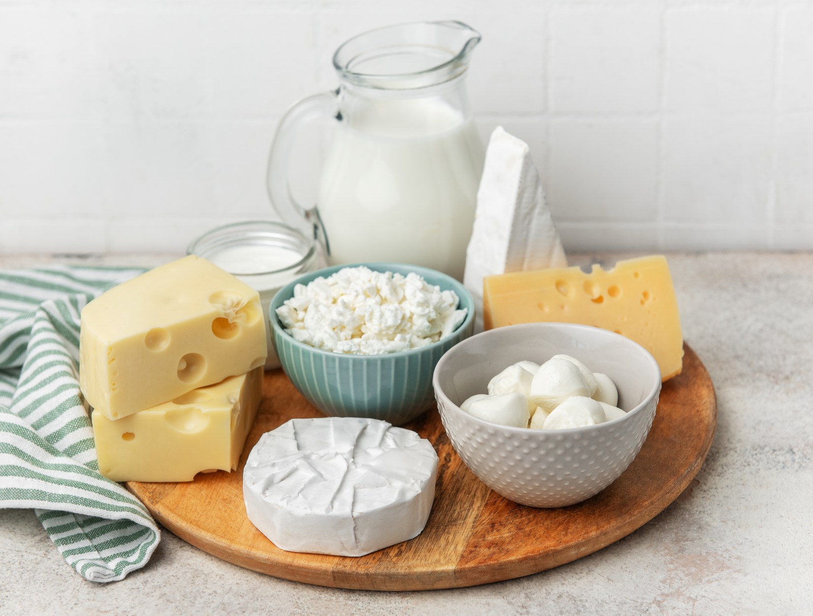 Study Challenges Long-Standing Beliefs on Full-Fat Dairy