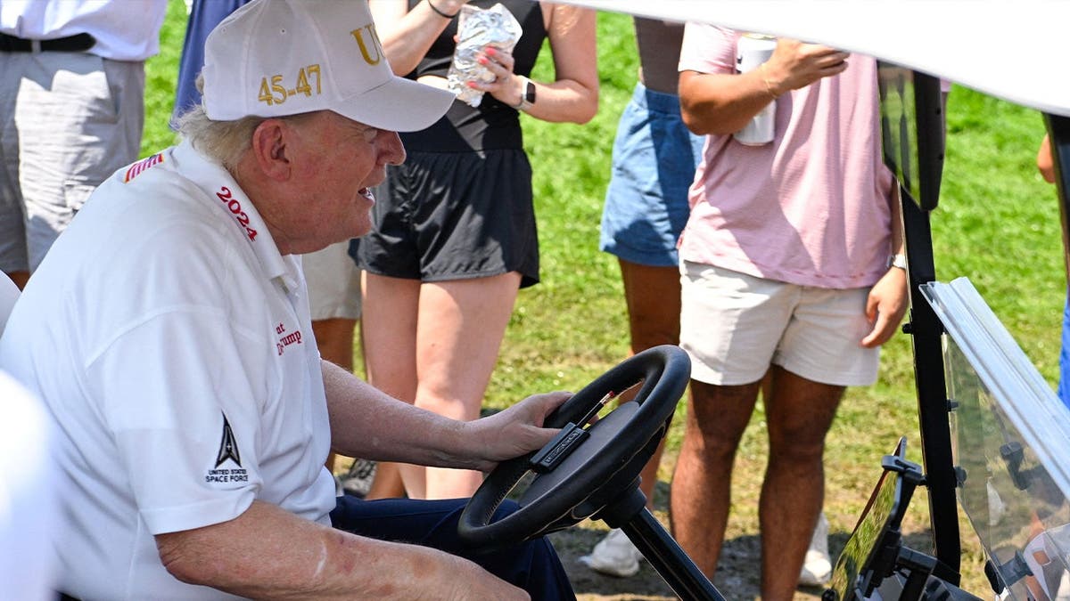 Trump Hosts LIV Golf Event Amid Financial Uncertainty