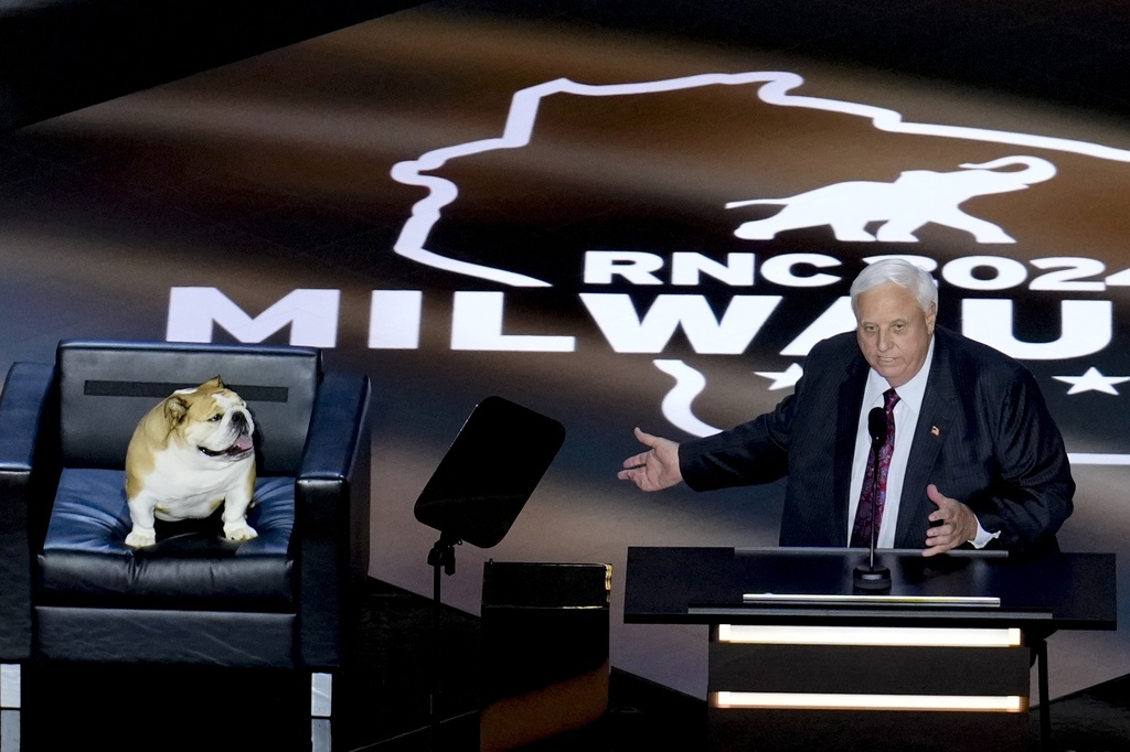 Governor’s Role in Greyhound Racing Debate