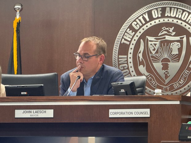 Aurora City Council Reviews Proposed Townhouse Development Near Fox Valley Mall