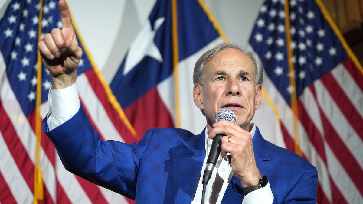 AI Data Center Boom Sparks Debate in Texas