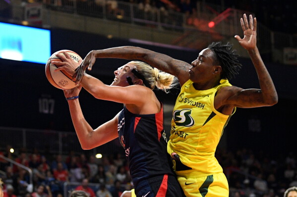Basketball Hall of Fame Celebrates Legendary Inductees