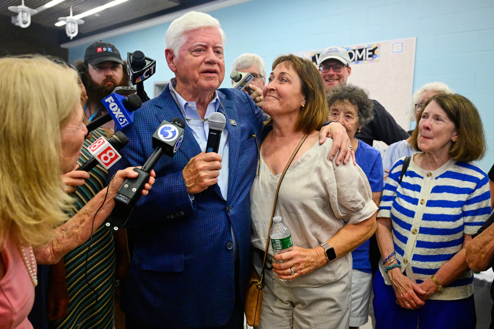 Calls for Generational Change Stir Democratic Primaries