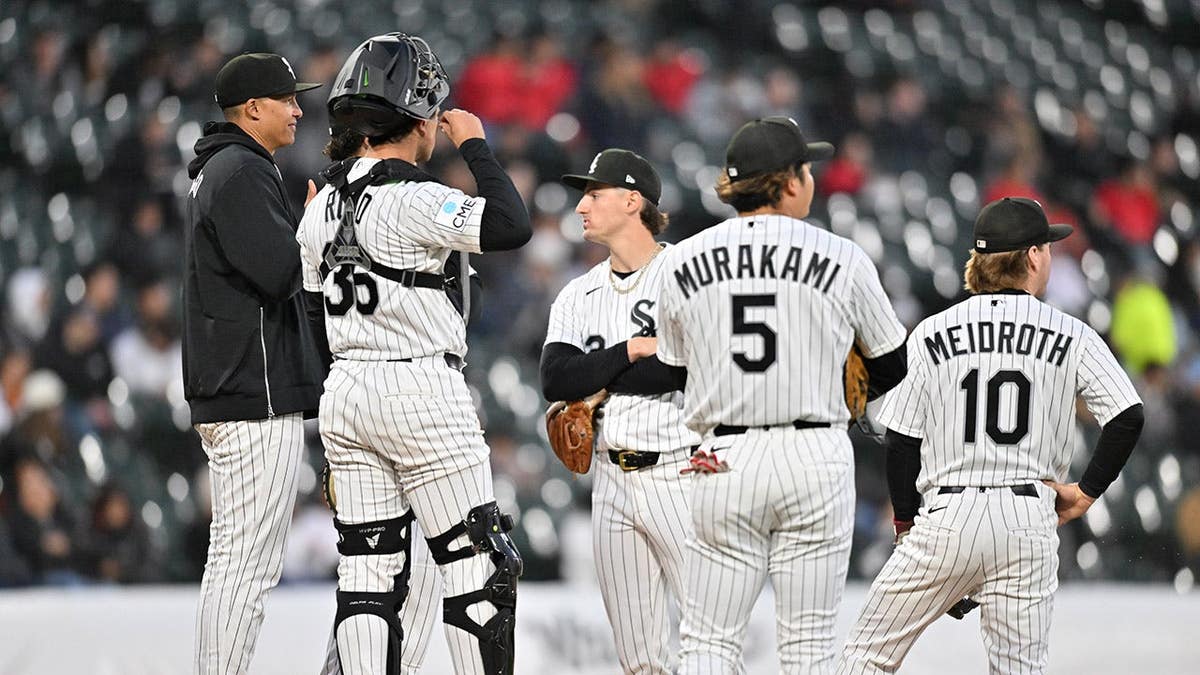 Playoff Push Intensifies: White Sox and Red Sox Set for Showdown