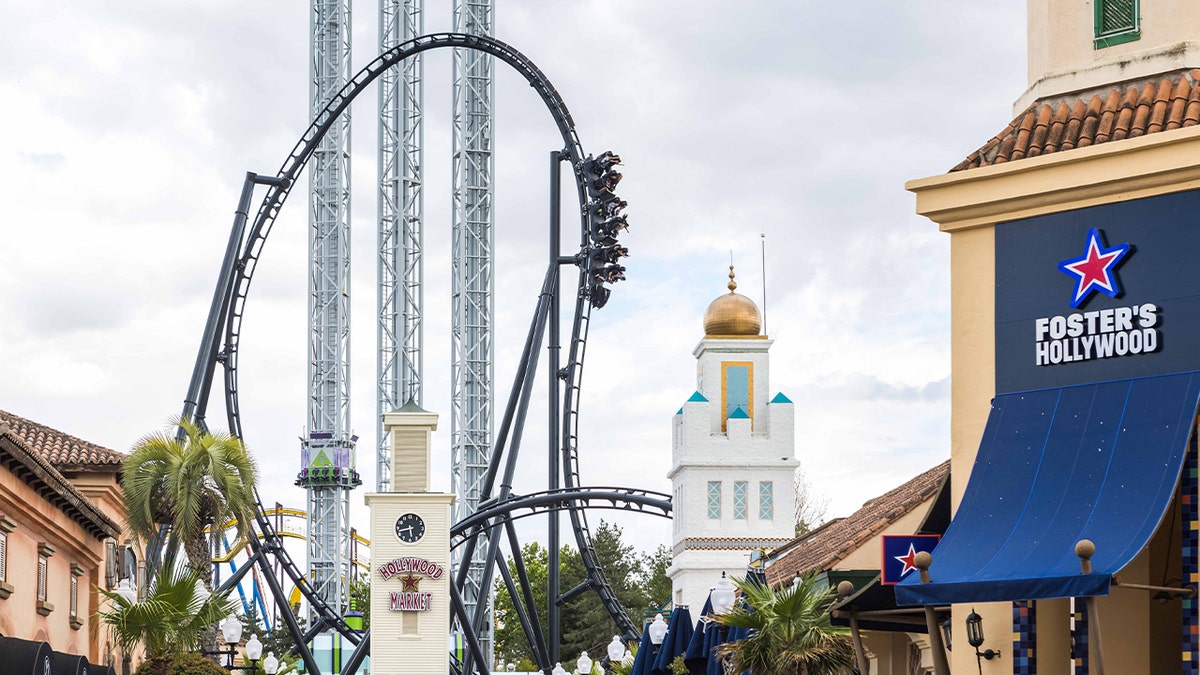 Visitor Injured on Batman-themed Roller Coaster in Madrid