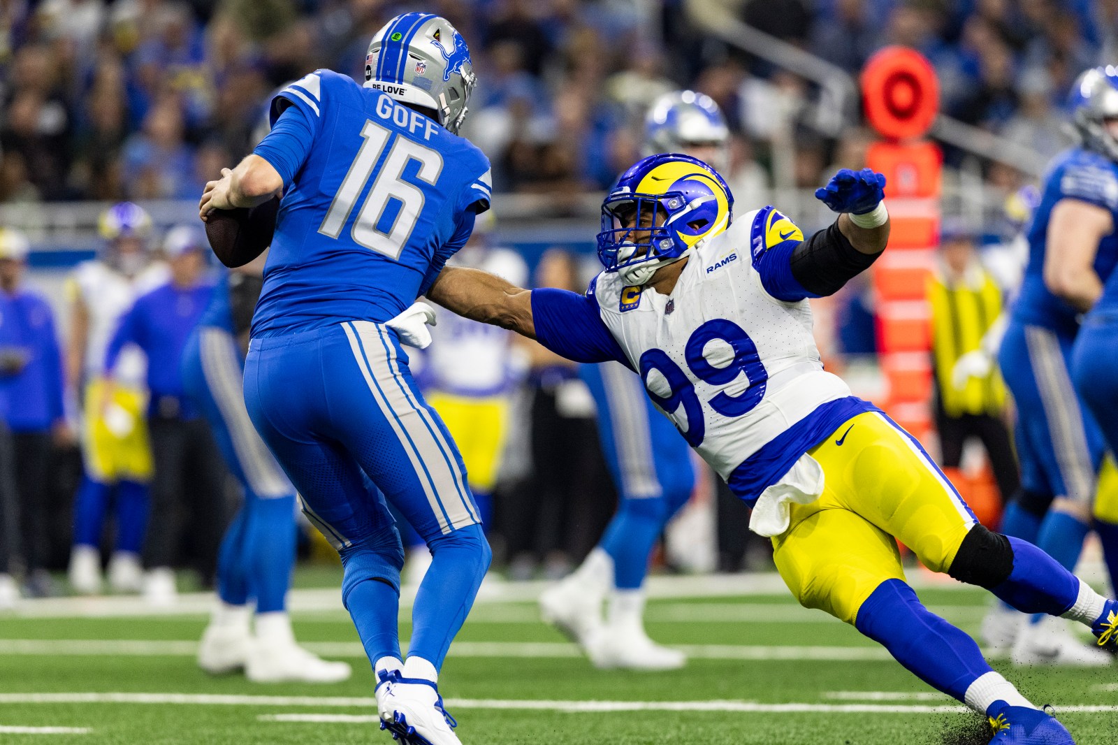 Aaron Donald’s Potential Return Sparks Concerns Among NFC Quarterbacks