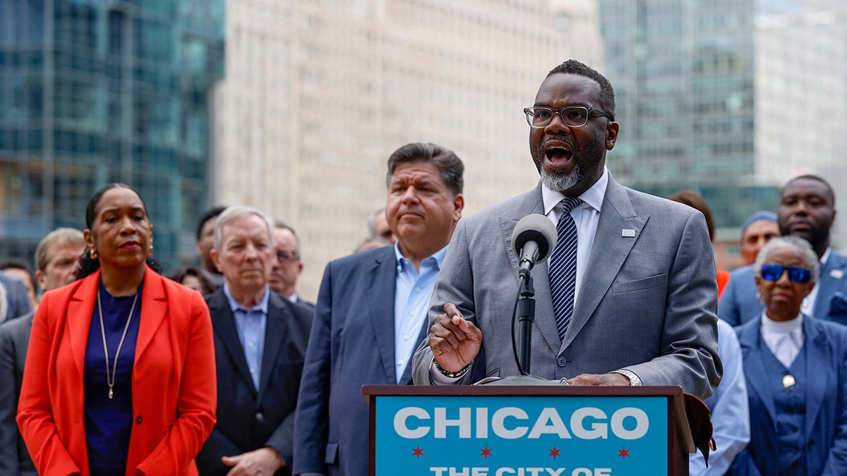 Chicago Teachers Union President Supports Mayor Brandon Johnson’s Political Future