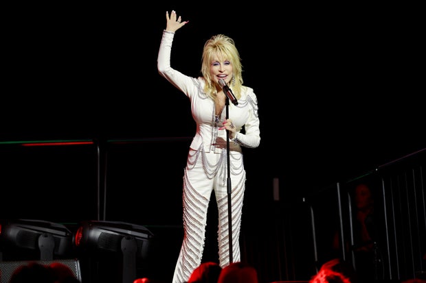 Proposal to Rename Nashville International Airport in Honor of Dolly Parton