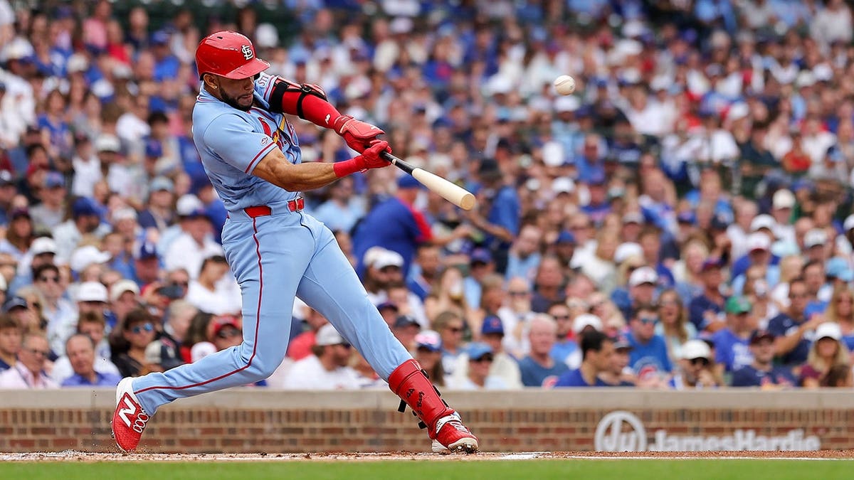 Joshua Báez Shines in Major League Debut with Three Consecutive Home Runs