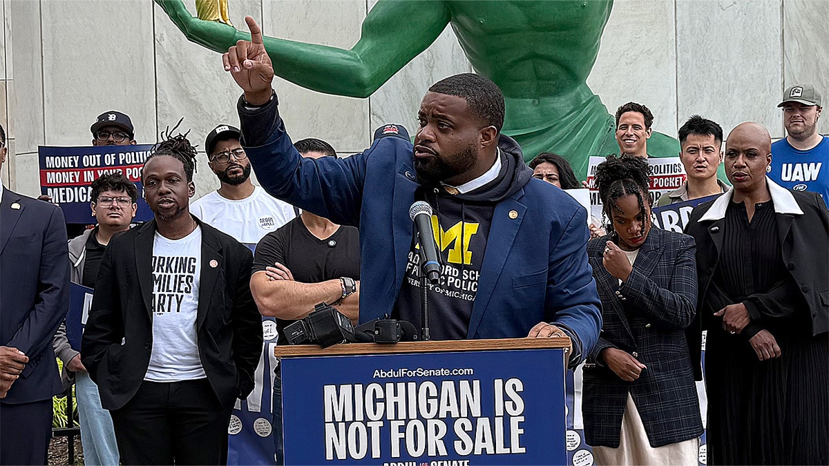 Democrat Warns of Socialist Influence in Party