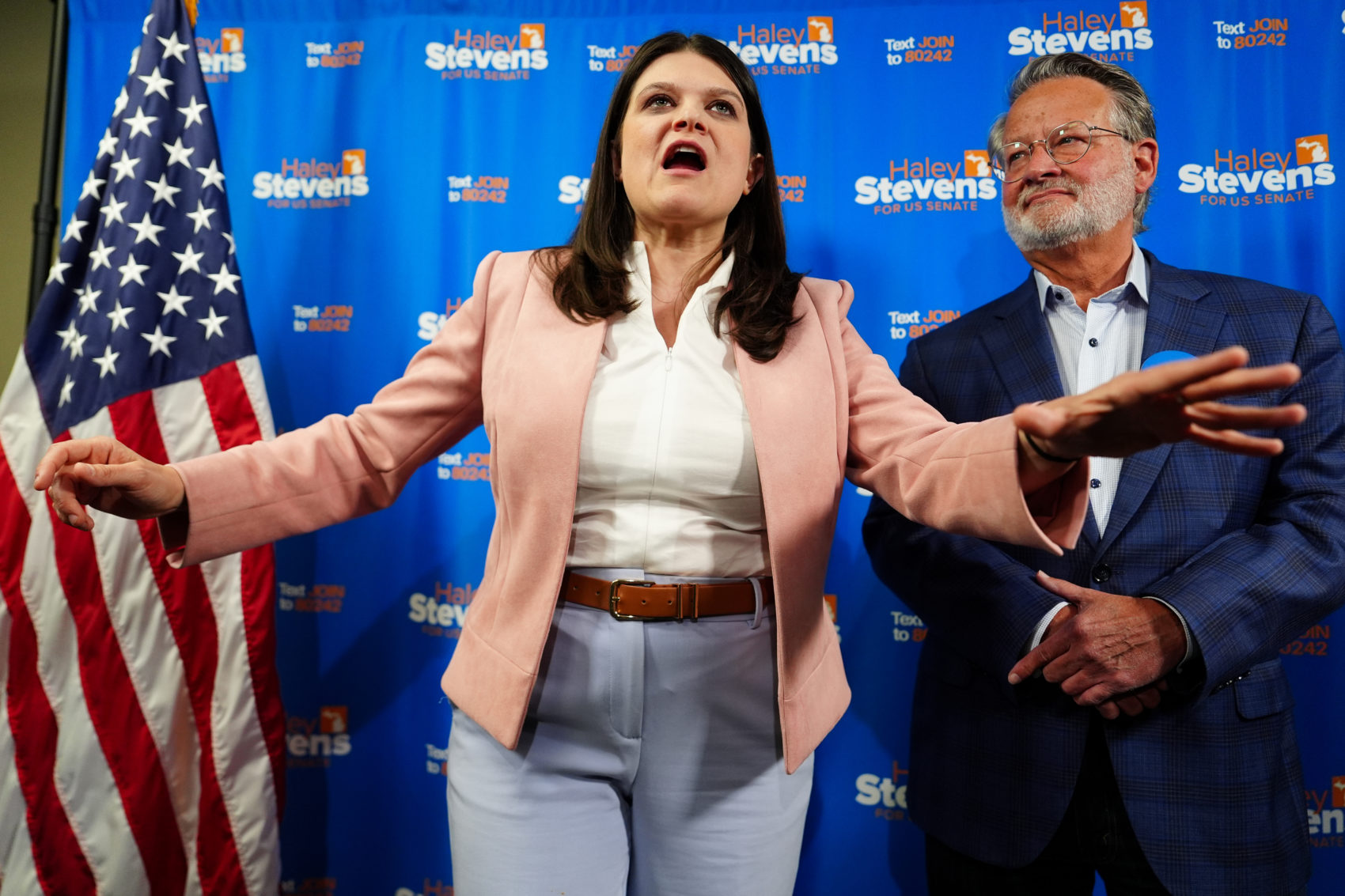 Michigan Democratic Senate Primary Approaches Crucial Stage