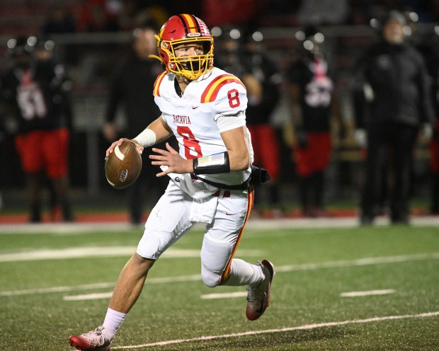 Brennon Zeng Shines Among Batavia’s Senior Receivers