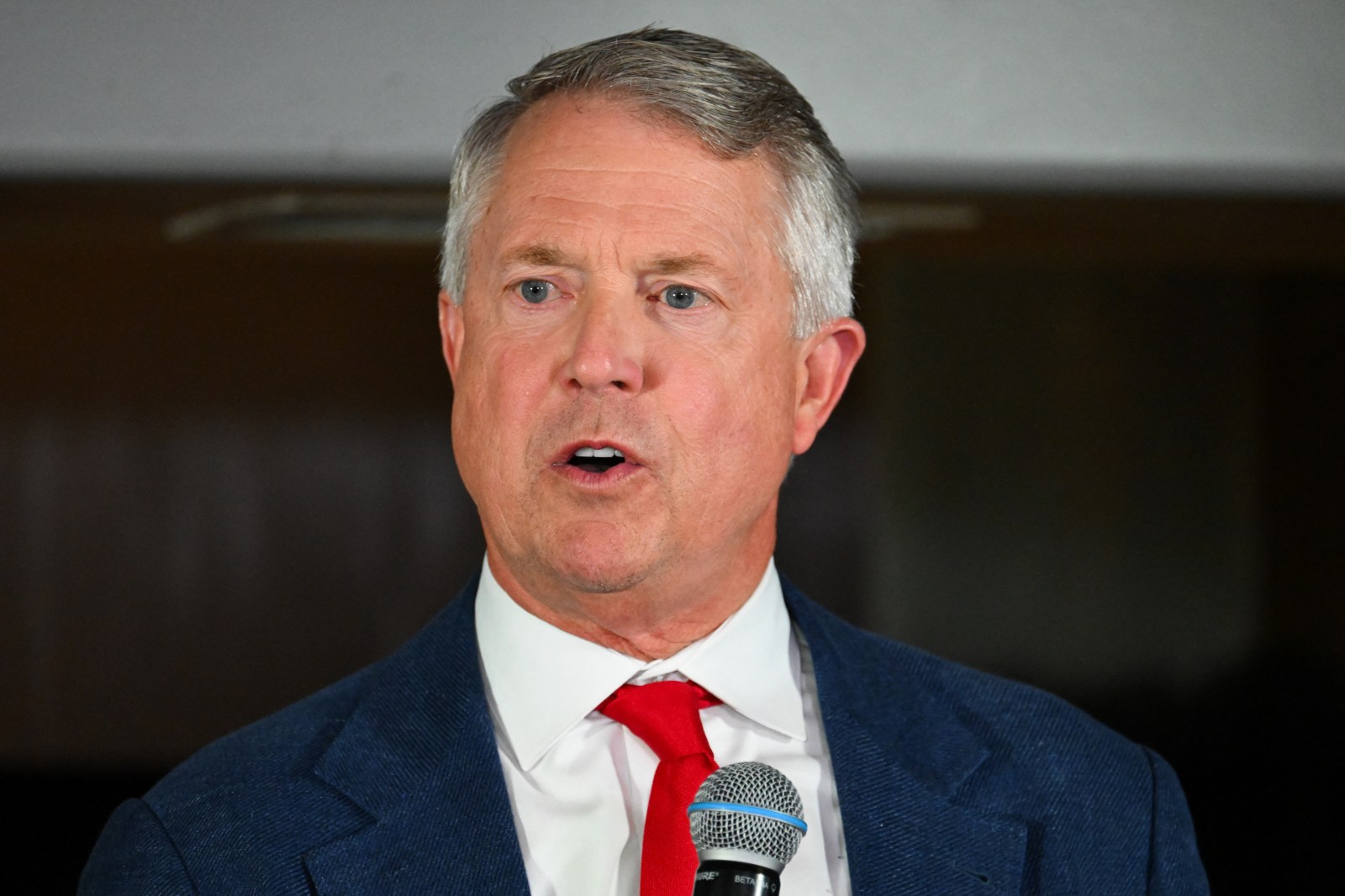 Democrats Face Challenges in Kansas Senate and Gubernatorial Races