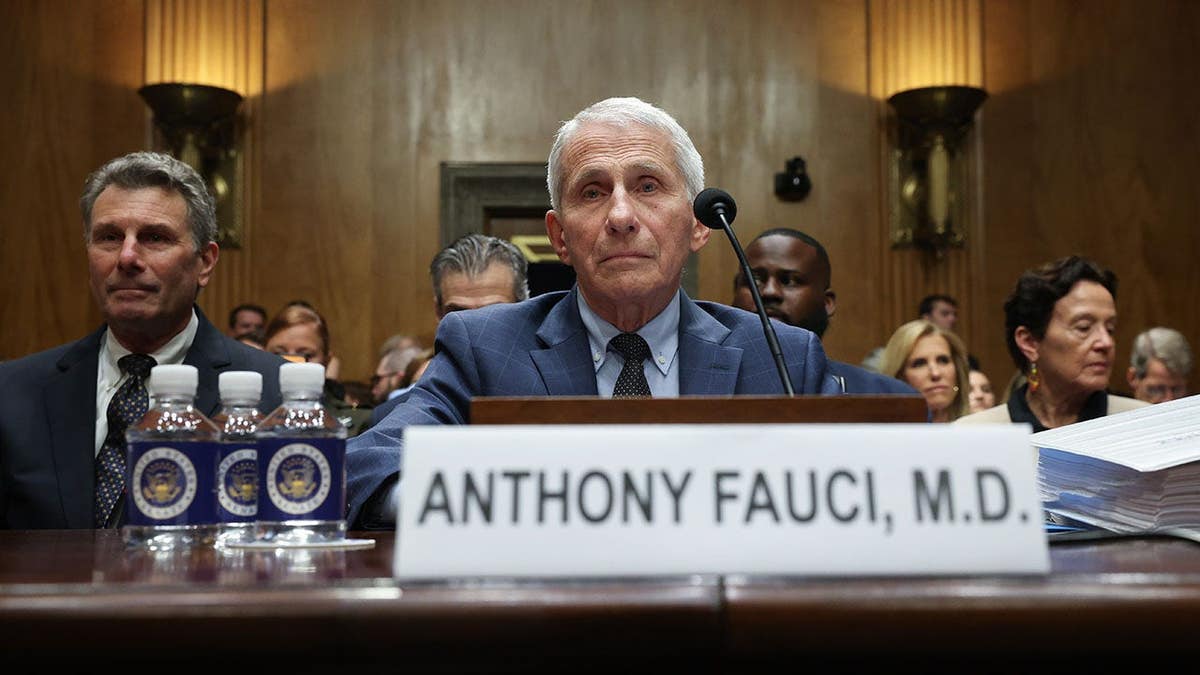 Anthony Fauci’s Diary and Emails Reveal Controversies During COVID-19 Pandemic
