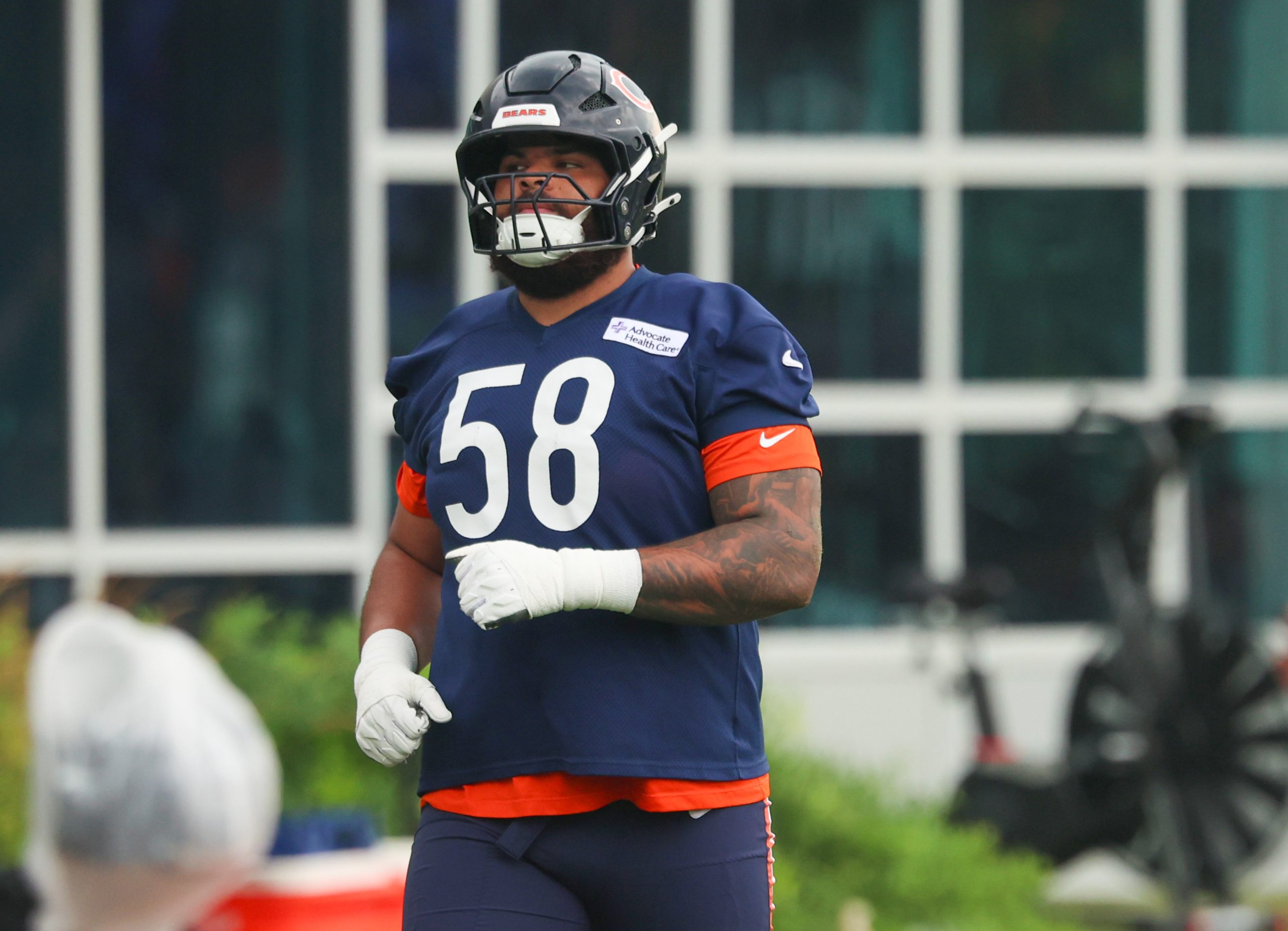 Darnell Wright Leaves Practice with Elbow Injury