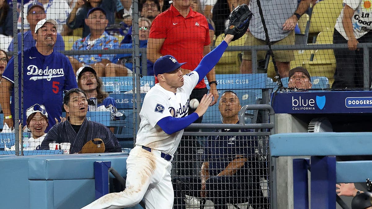 Freddie Freeman’s Frightening Fall in Dodgers’ Game