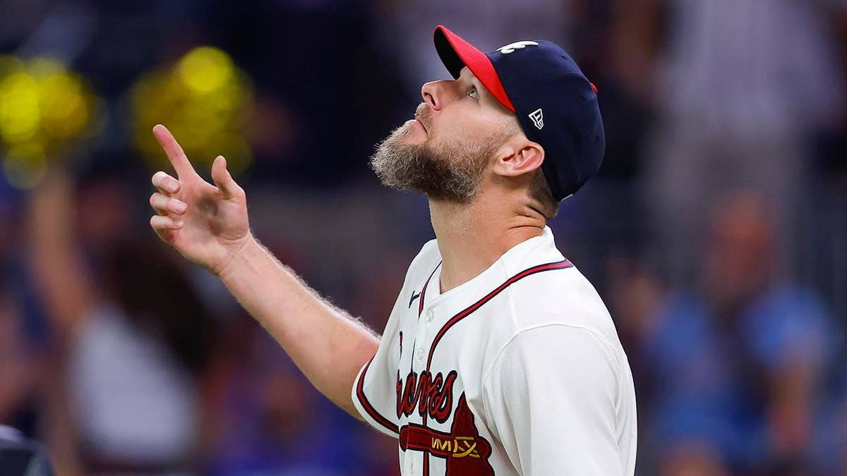 Chris Sale’s Impressive Performance and Emotional Victory Over Dodgers