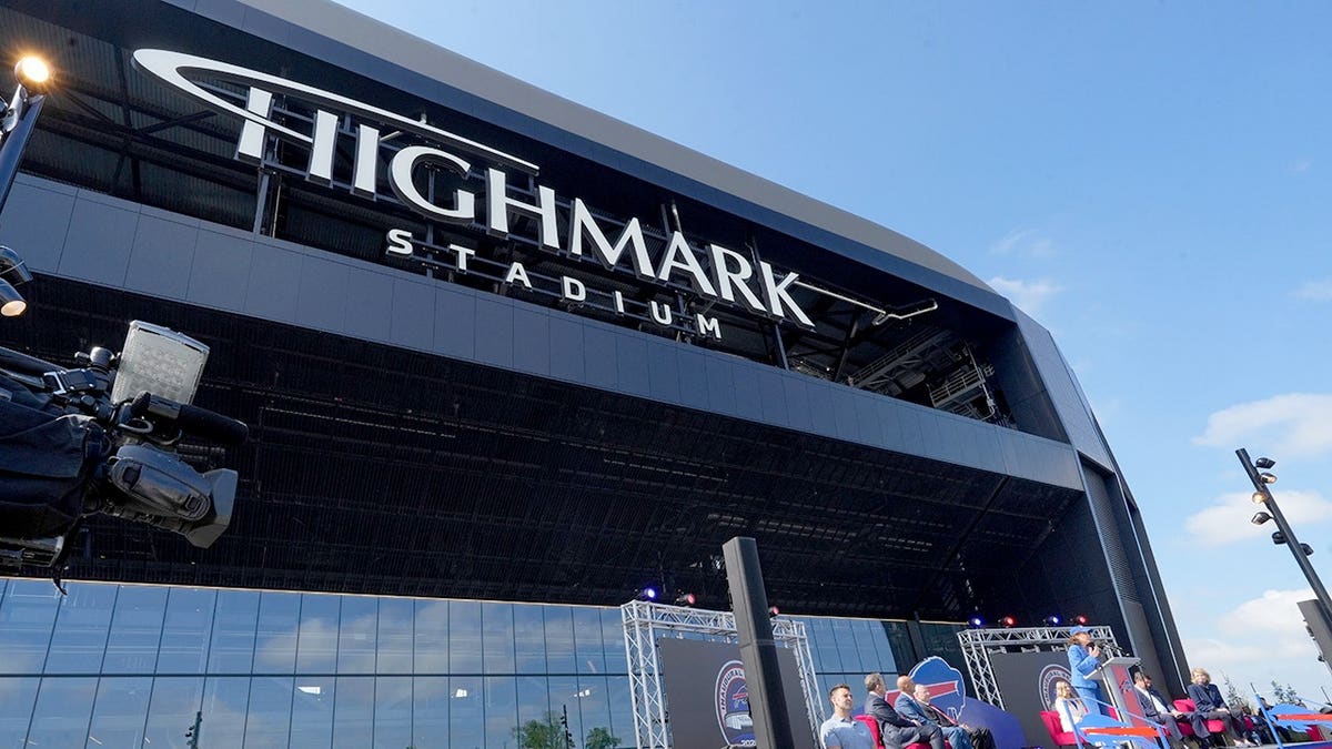 Buffalo Bills’ New Stadium Faces Mixed Reception