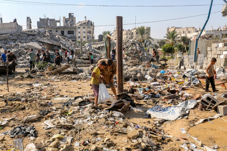 U.S. Advises Americans in the Middle East to Consider Leaving Amid Growing Tensions
