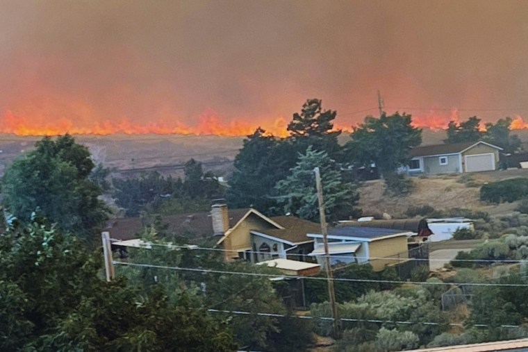 Hawk Fire in Northwest Reno Forces Mass Evacuations