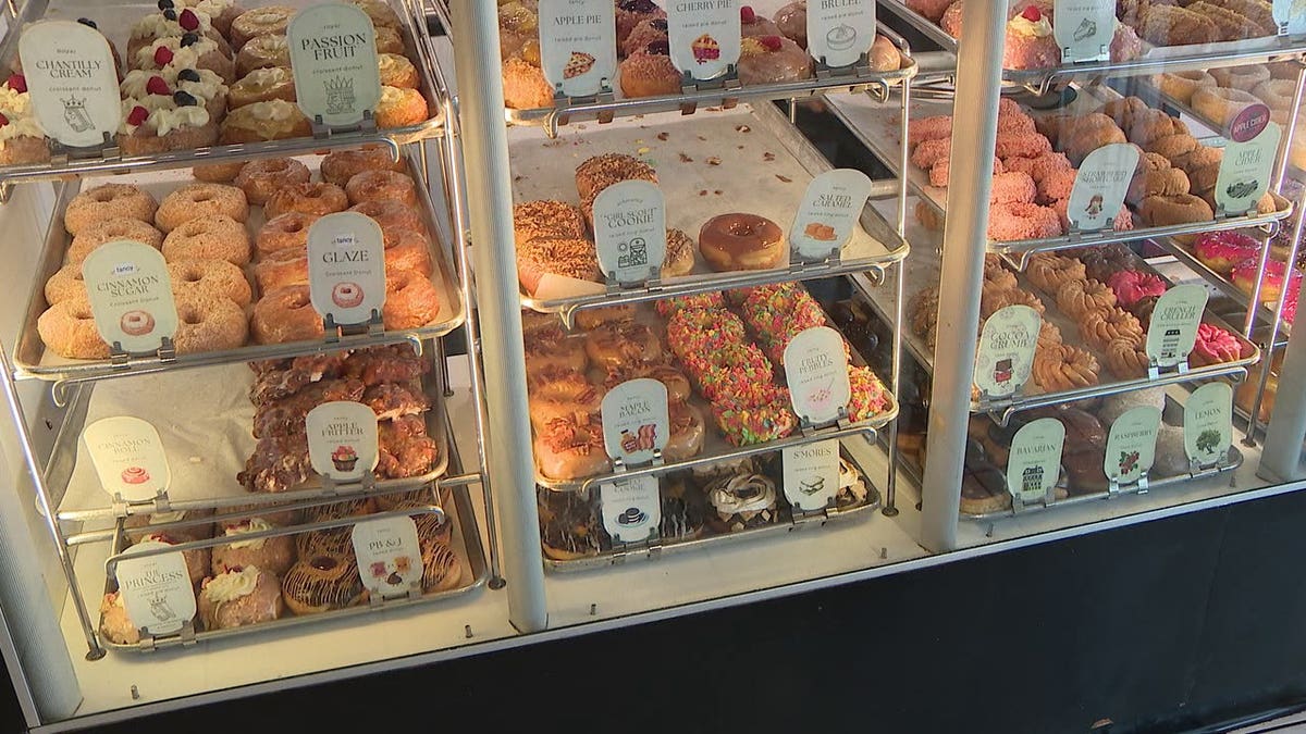 Community Support Saves Arizona Doughnut Shop Facing Closure