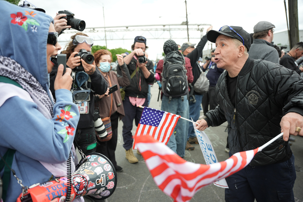 The Growing Distrust and Contempt in American Society