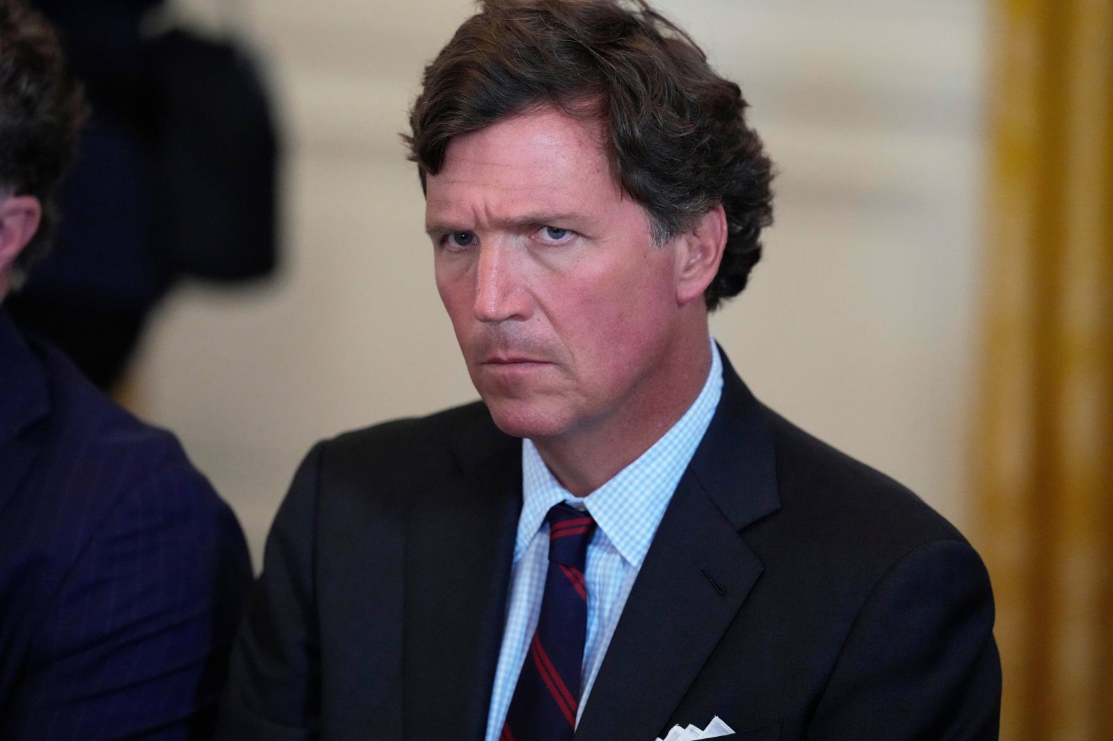 Tucker Carlson Calls for Trump’s Removal Over Nuclear Weapon Threats
