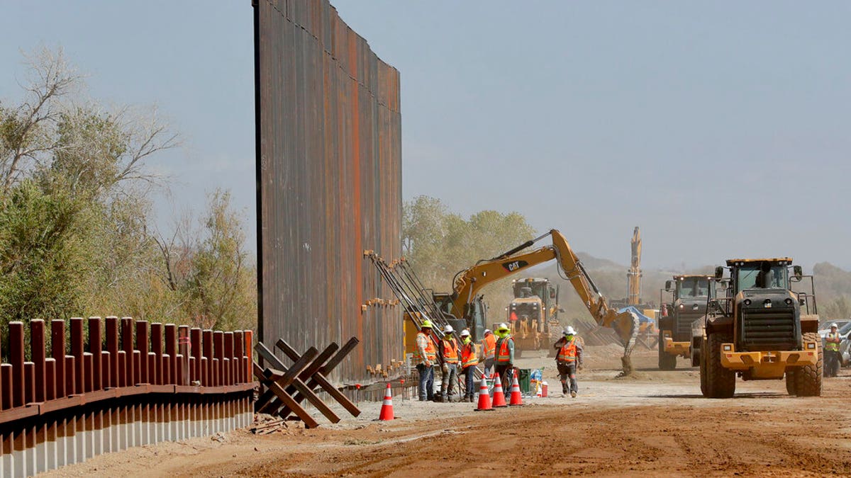Arizona Judge Allows Border Wall Construction to Proceed