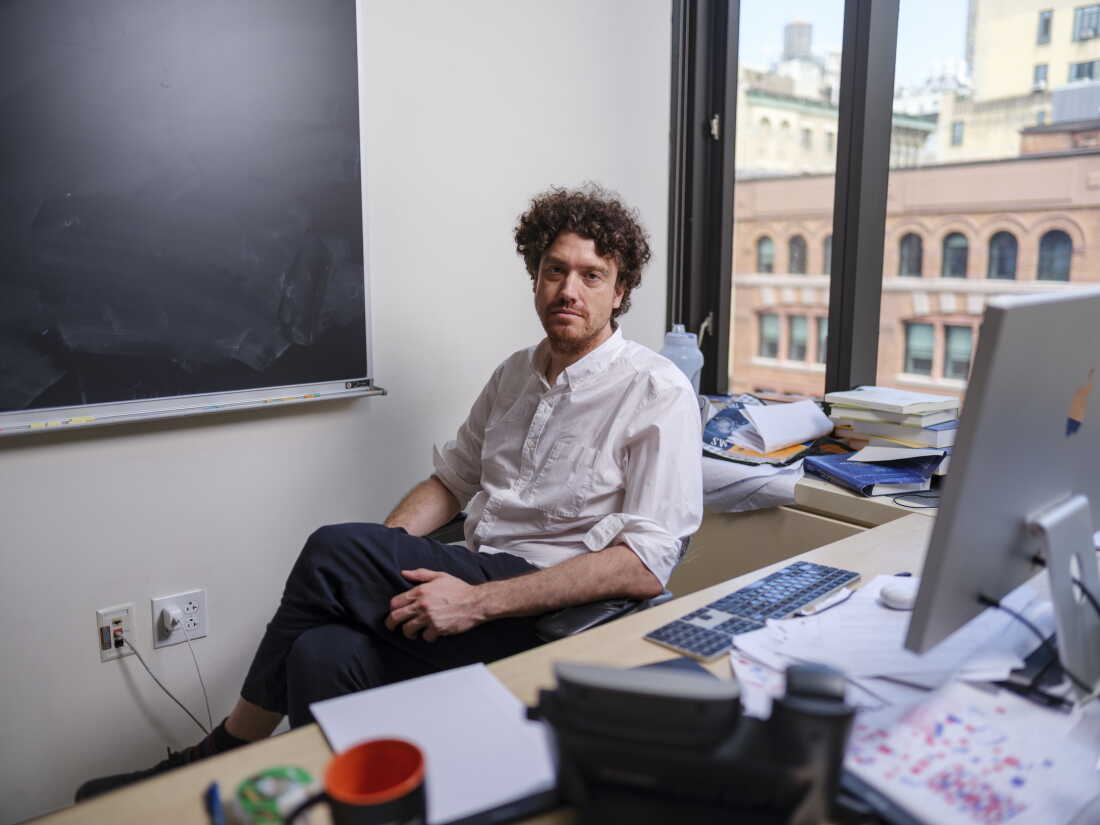 AI and Mathematicians Clash Over Navier-Stokes Equation Solution