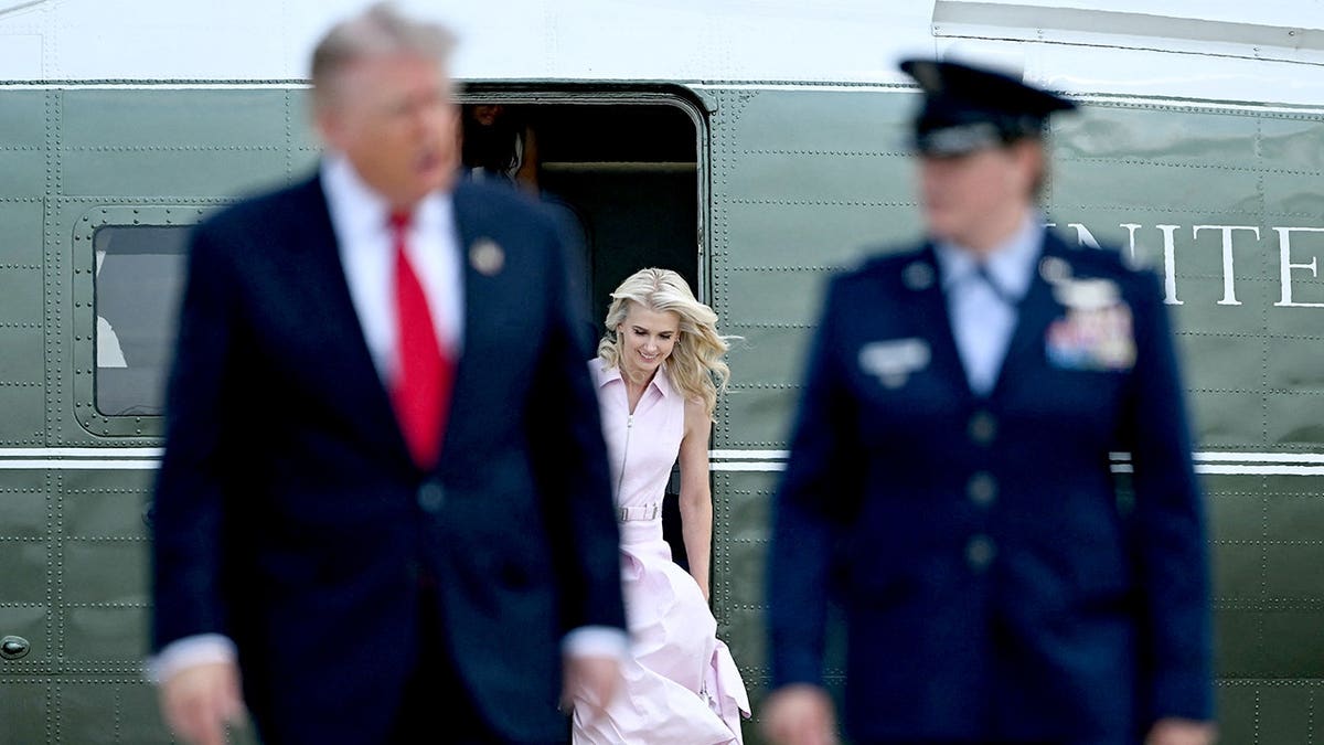 White House Criticizes Journalist Over Trump’s Aide